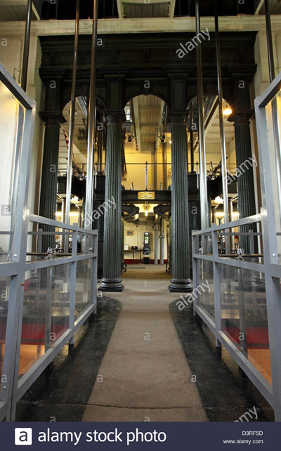I suddenly saw this photo of what looked like a photo of a gothic nave â with machines!